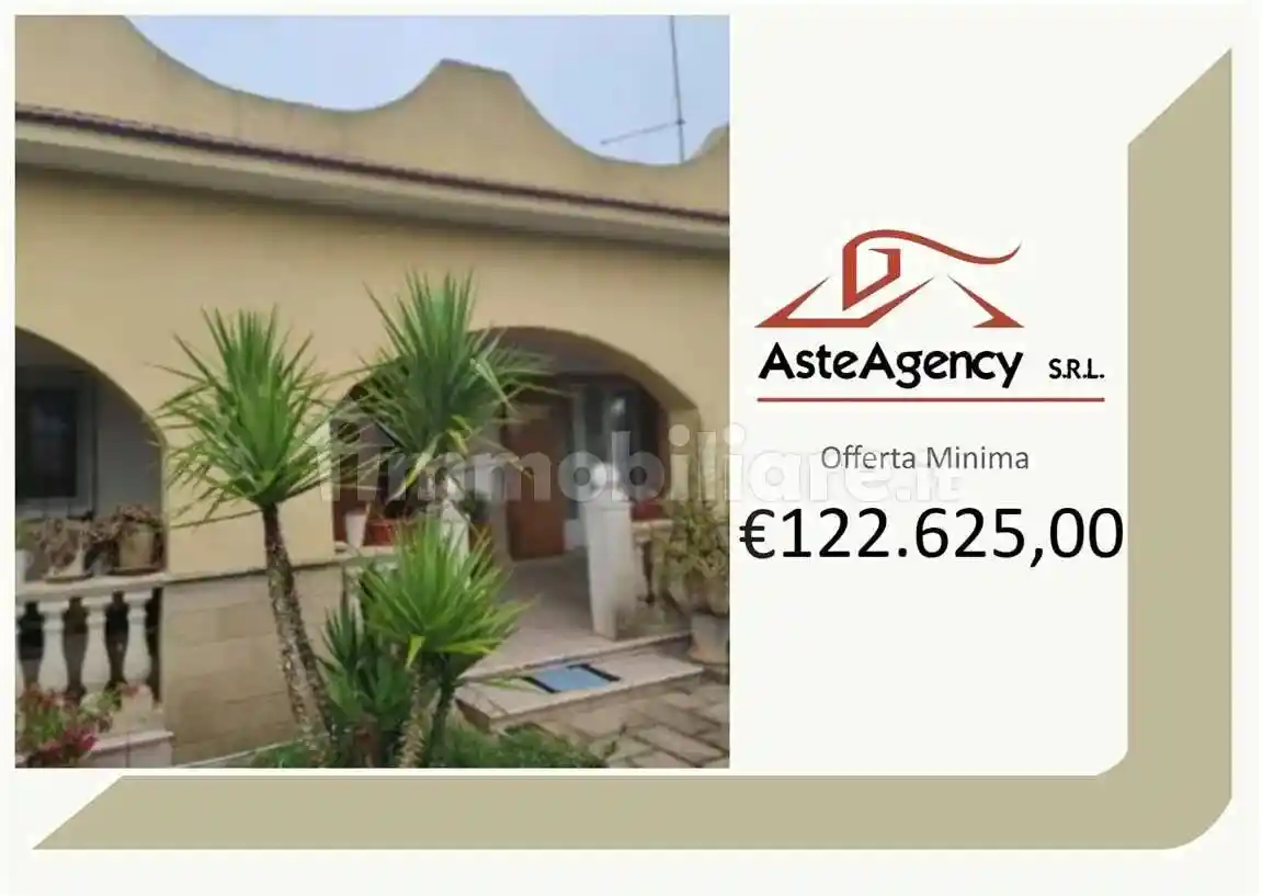 Villetta a schiera in vendita a Sava