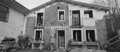 Casa indipendente in vendita a Brogliano