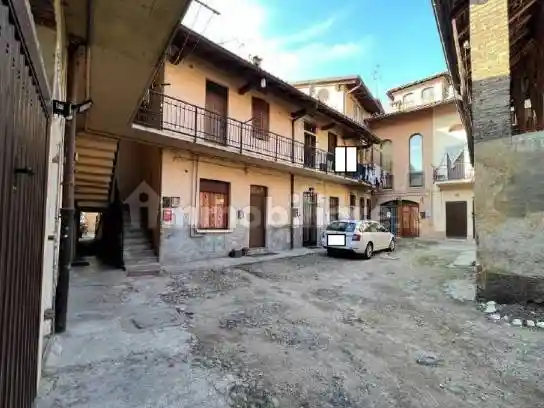 Appartamento in vendita a Vaprio d'Adda