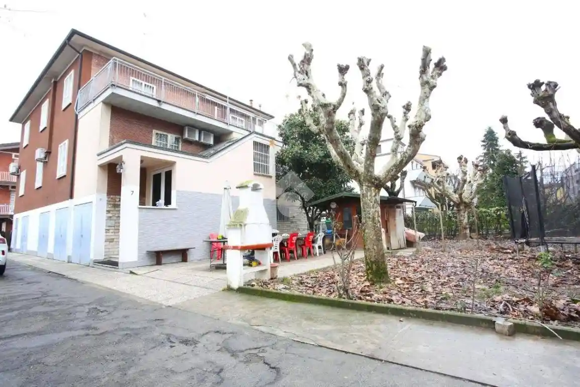 Villa in vendita a Anzola dell'Emilia