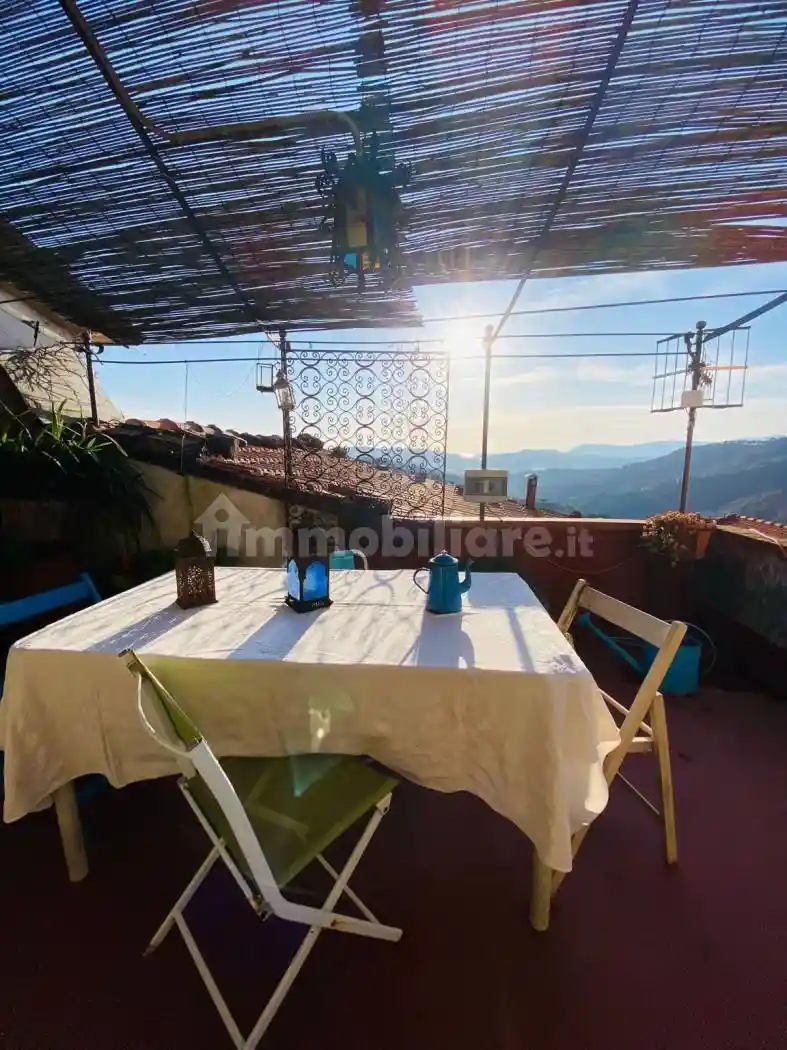 Casa indipendente in vendita a Fosdinovo