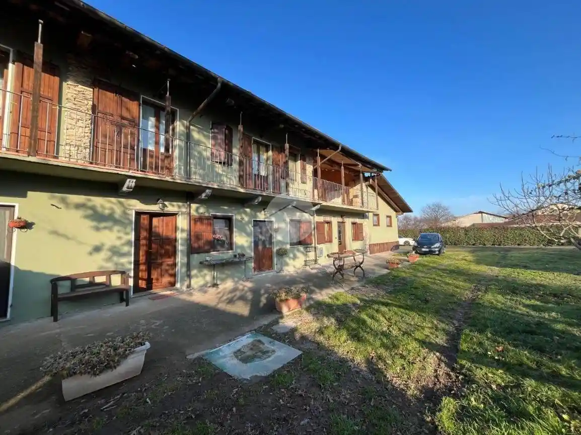 Casa indipendente in vendita a Barge