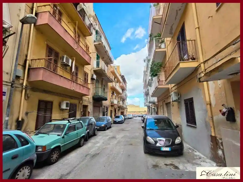 Appartamento in vendita a Palermo