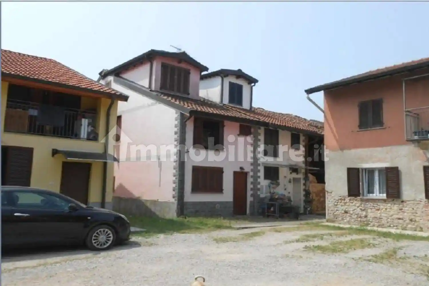 Appartamento in vendita a Limbiate