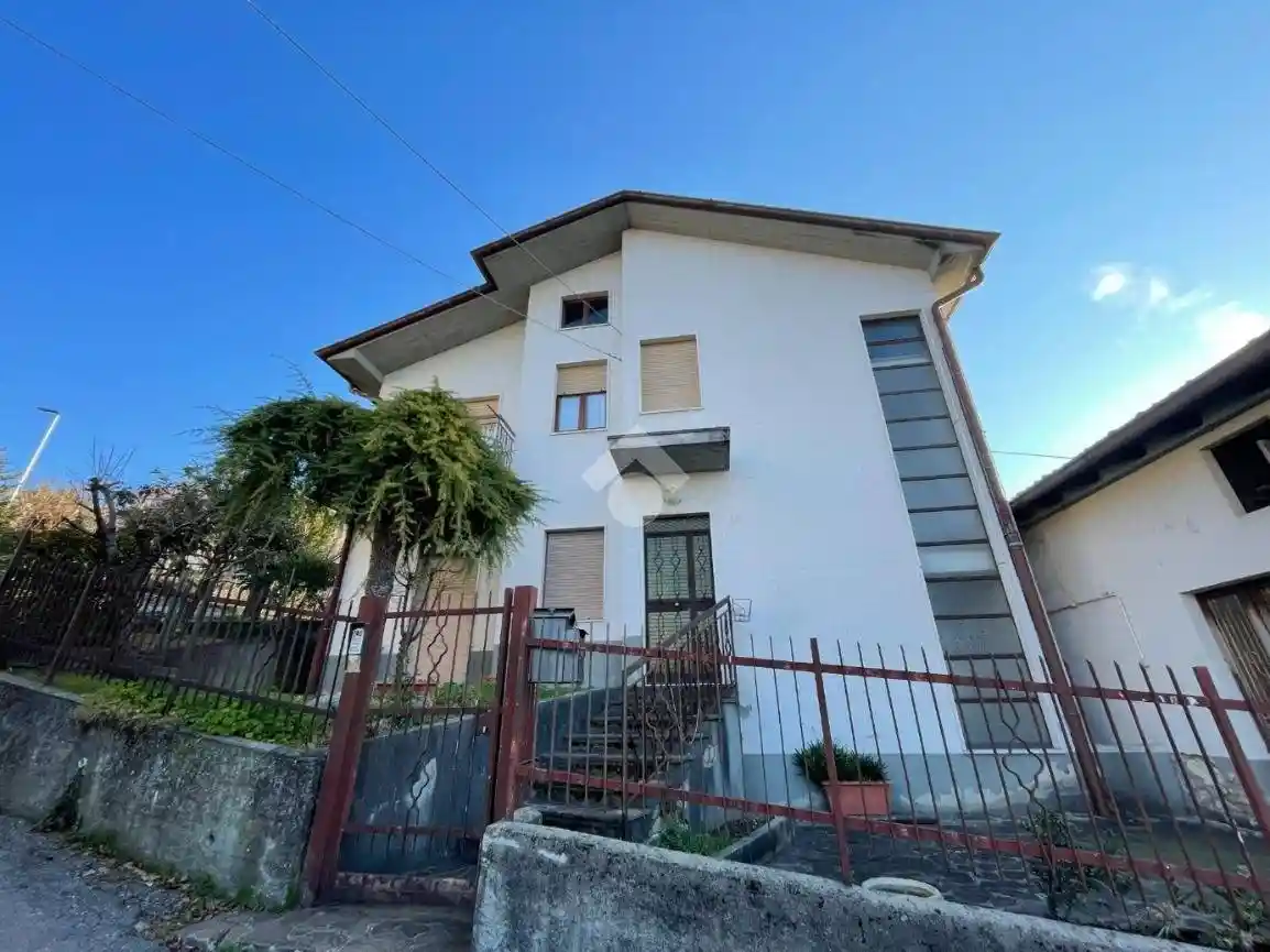 Appartamento in vendita a Sorisole