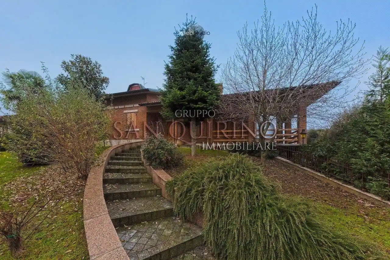 Villa in vendita a Maranello