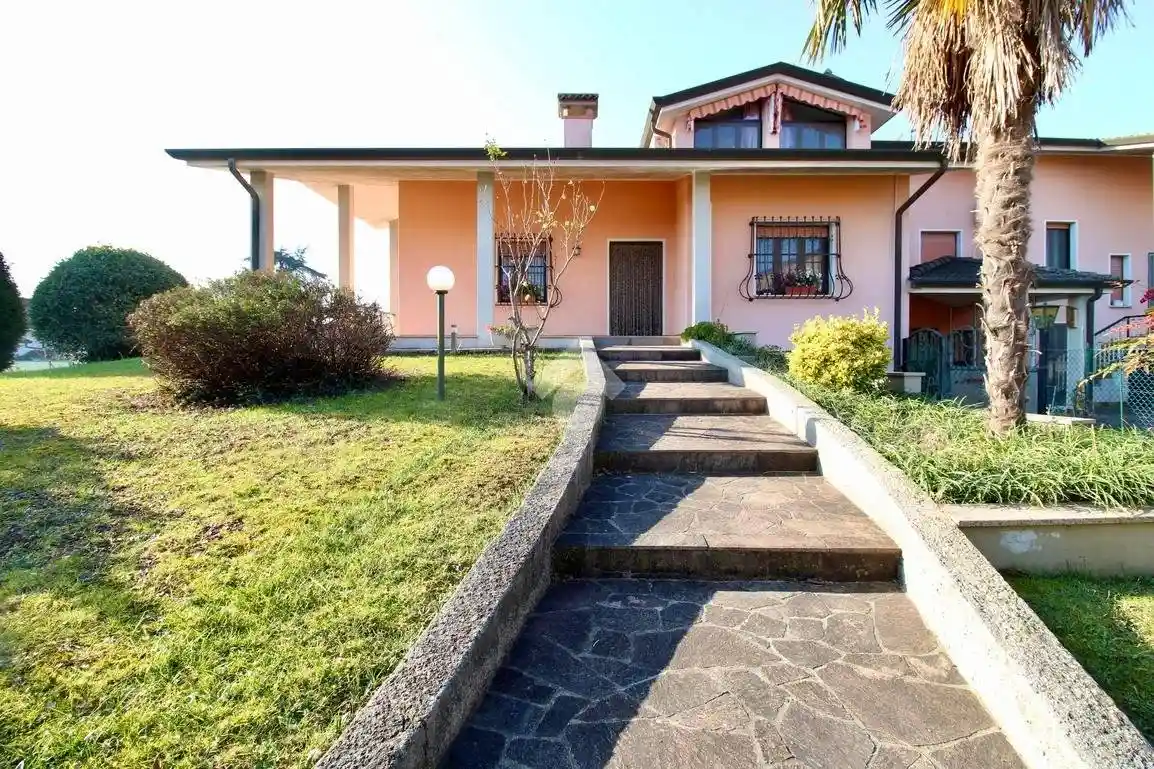 Villa in vendita a Bagnaria Arsa