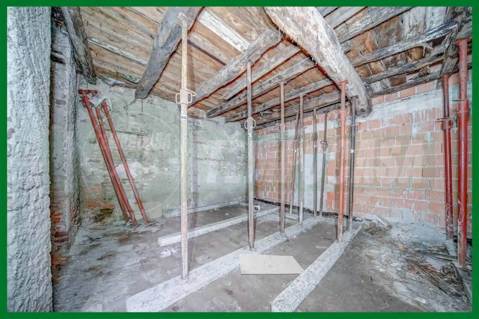 Rustico - Casale in vendita a Ferno