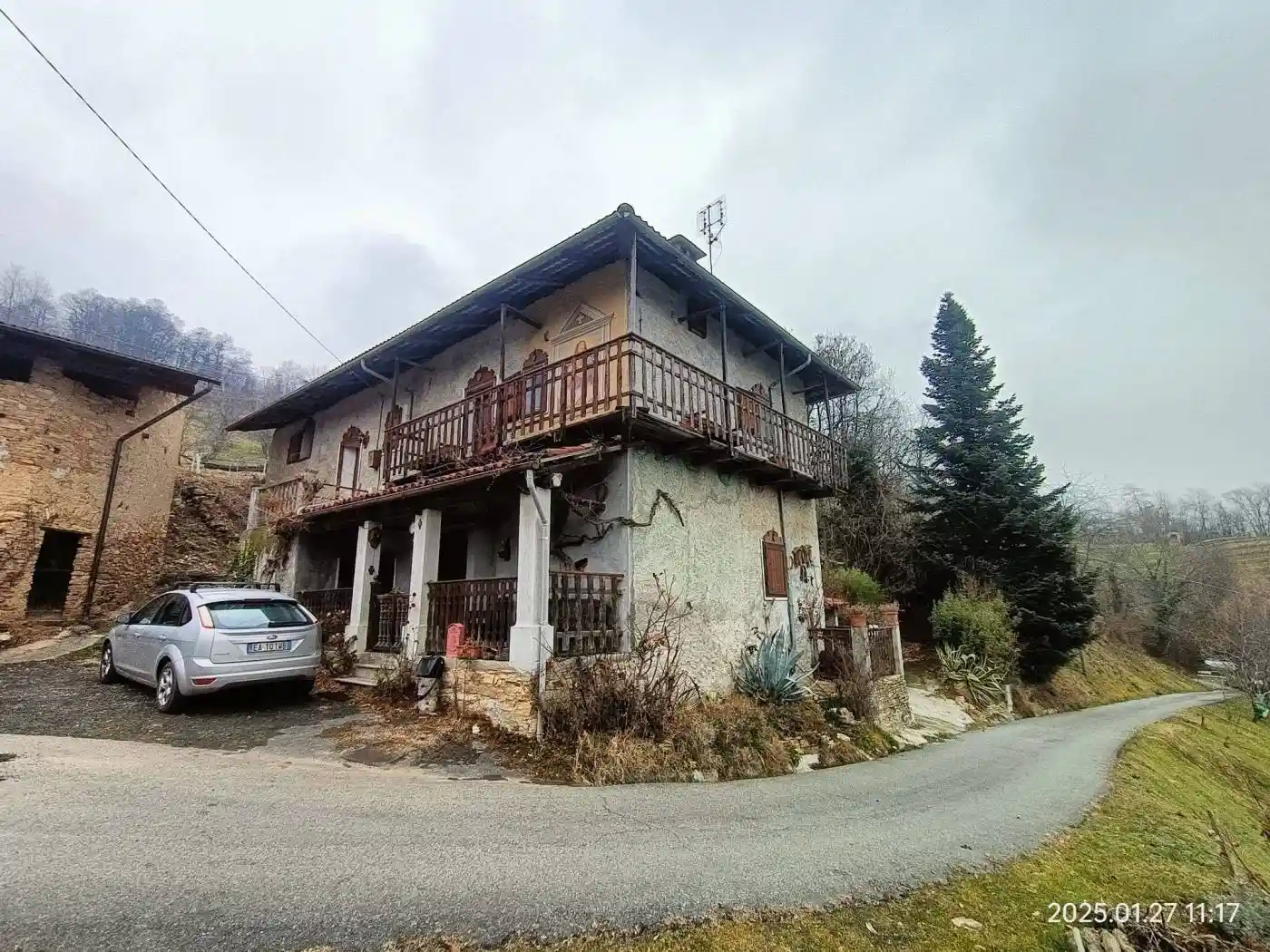 Villa in vendita a Brondello