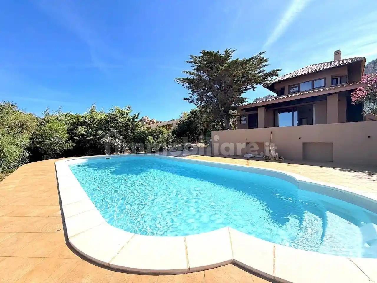 Villa in vendita a Trinità d'Agultu e Vignola