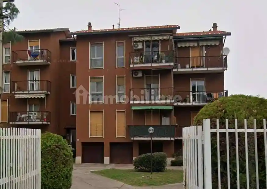 Appartamento in vendita a Besana in Brianza