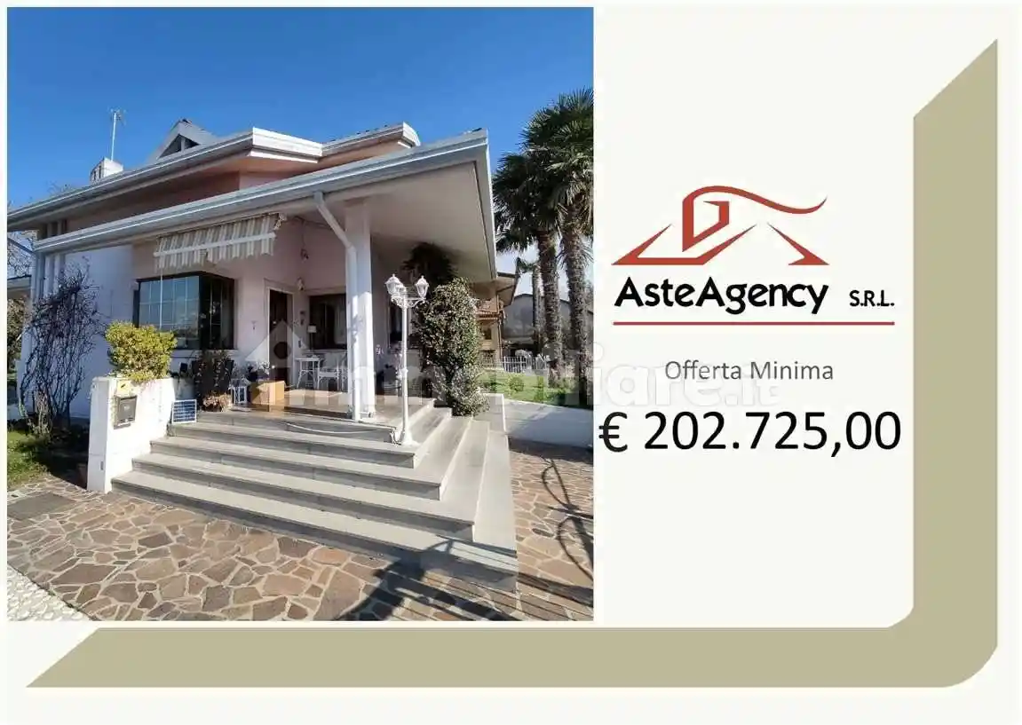 Villa in vendita a Porpetto