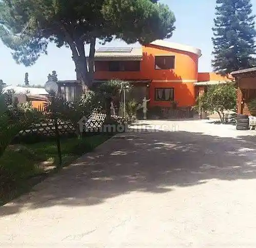 Villa in vendita a Vittoria