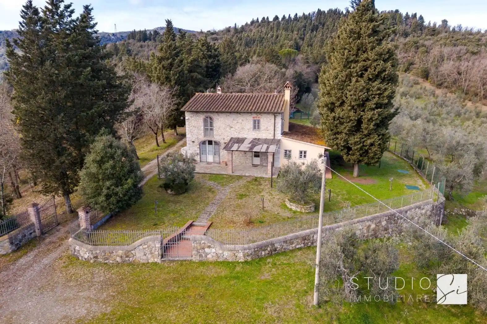 Villa in vendita a Carmignano
