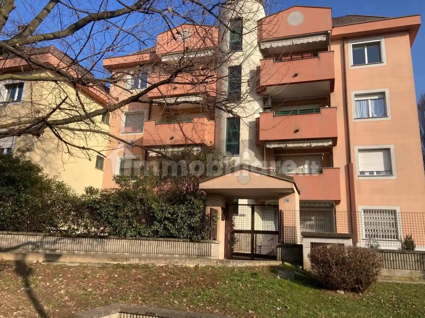 Appartamento in affitto a Arese