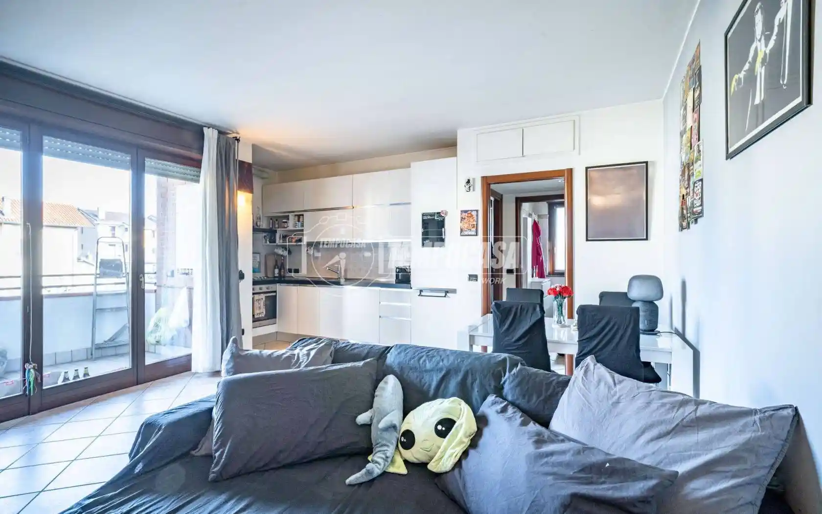 Appartamento in vendita a Caronno Pertusella