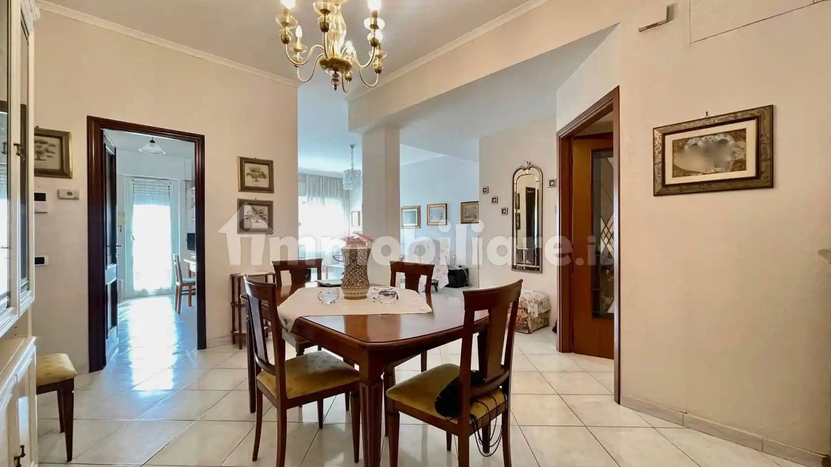 Appartamento in vendita a Roma