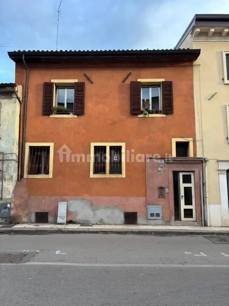 Appartamento in vendita a Verona