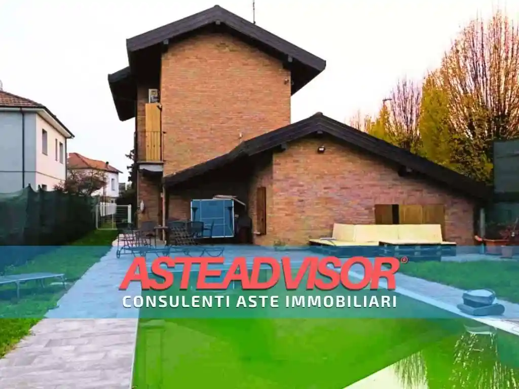 Villa in vendita a Vergiate