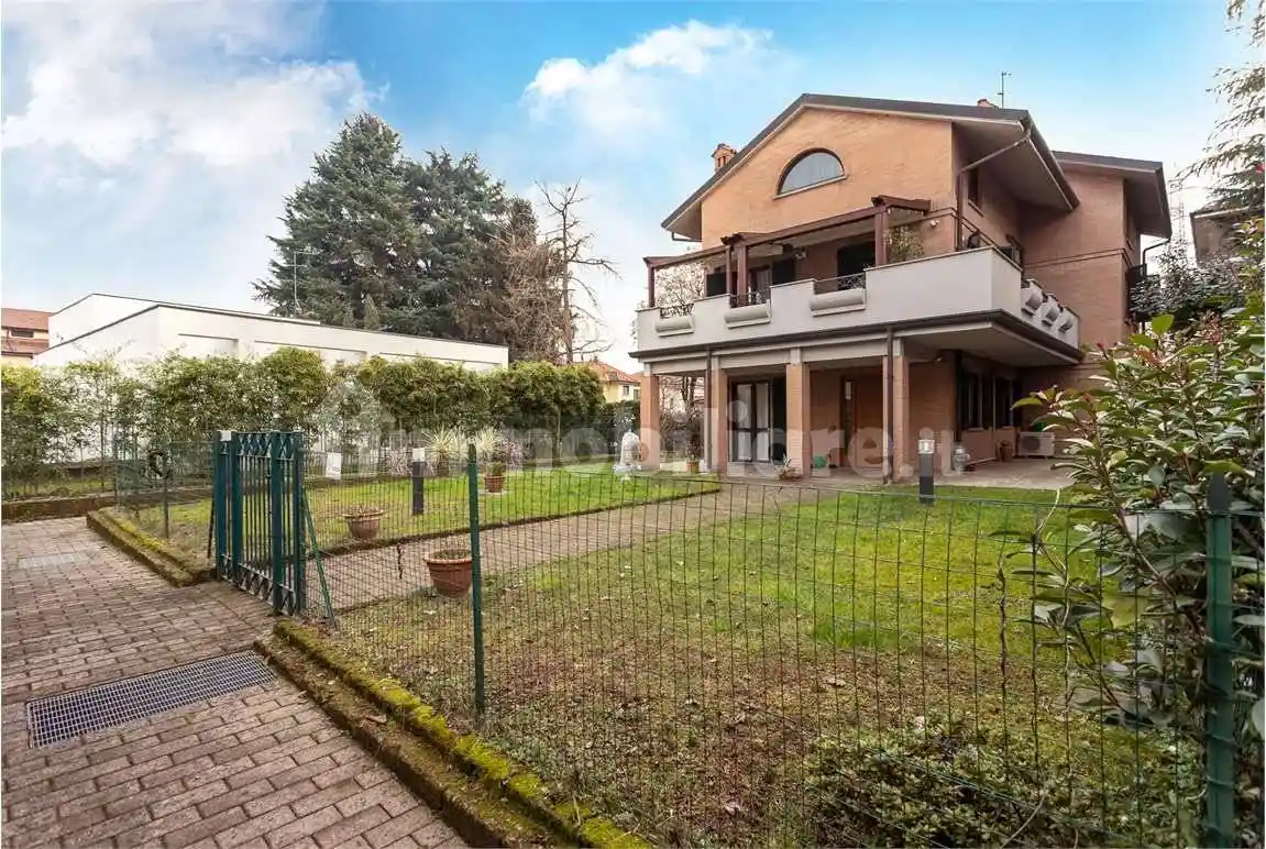 Appartamento in vendita a Trezzo sull'Adda