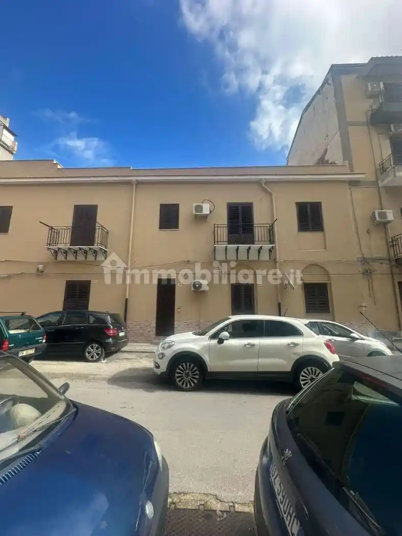 Appartamento in vendita a Palermo