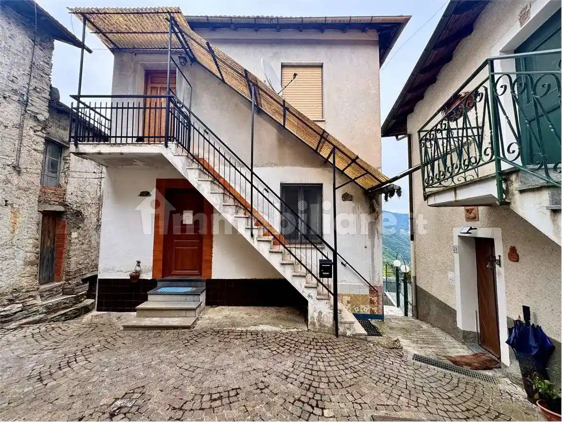 Appartamento in vendita a Montegrosso Pian Latte