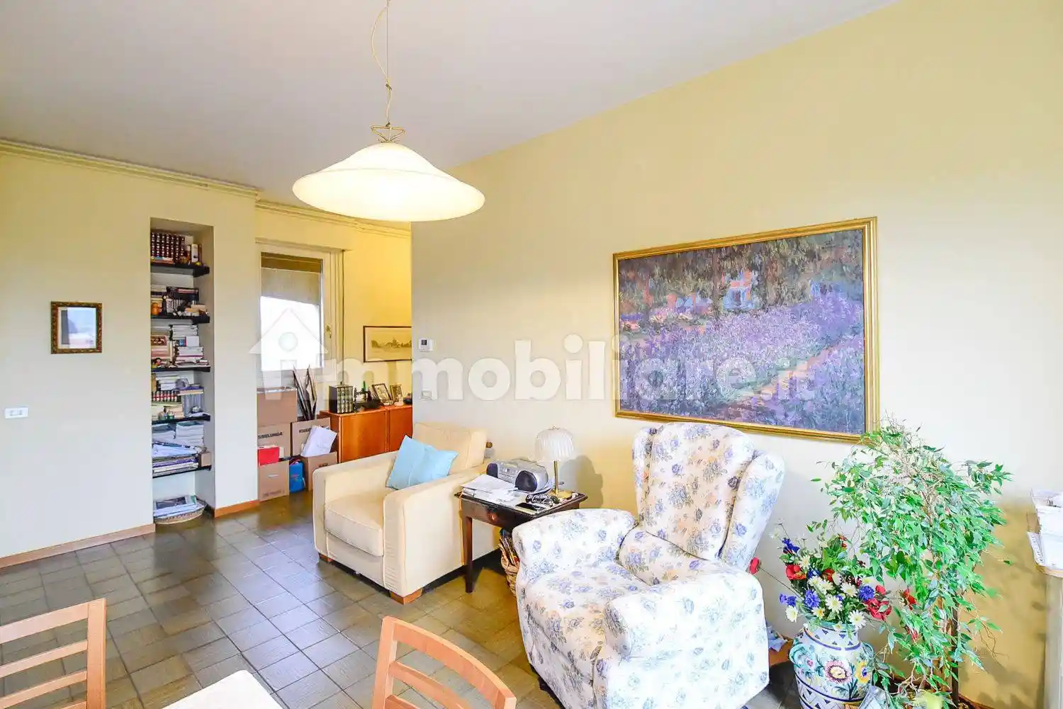 Appartamento in vendita a Carugo