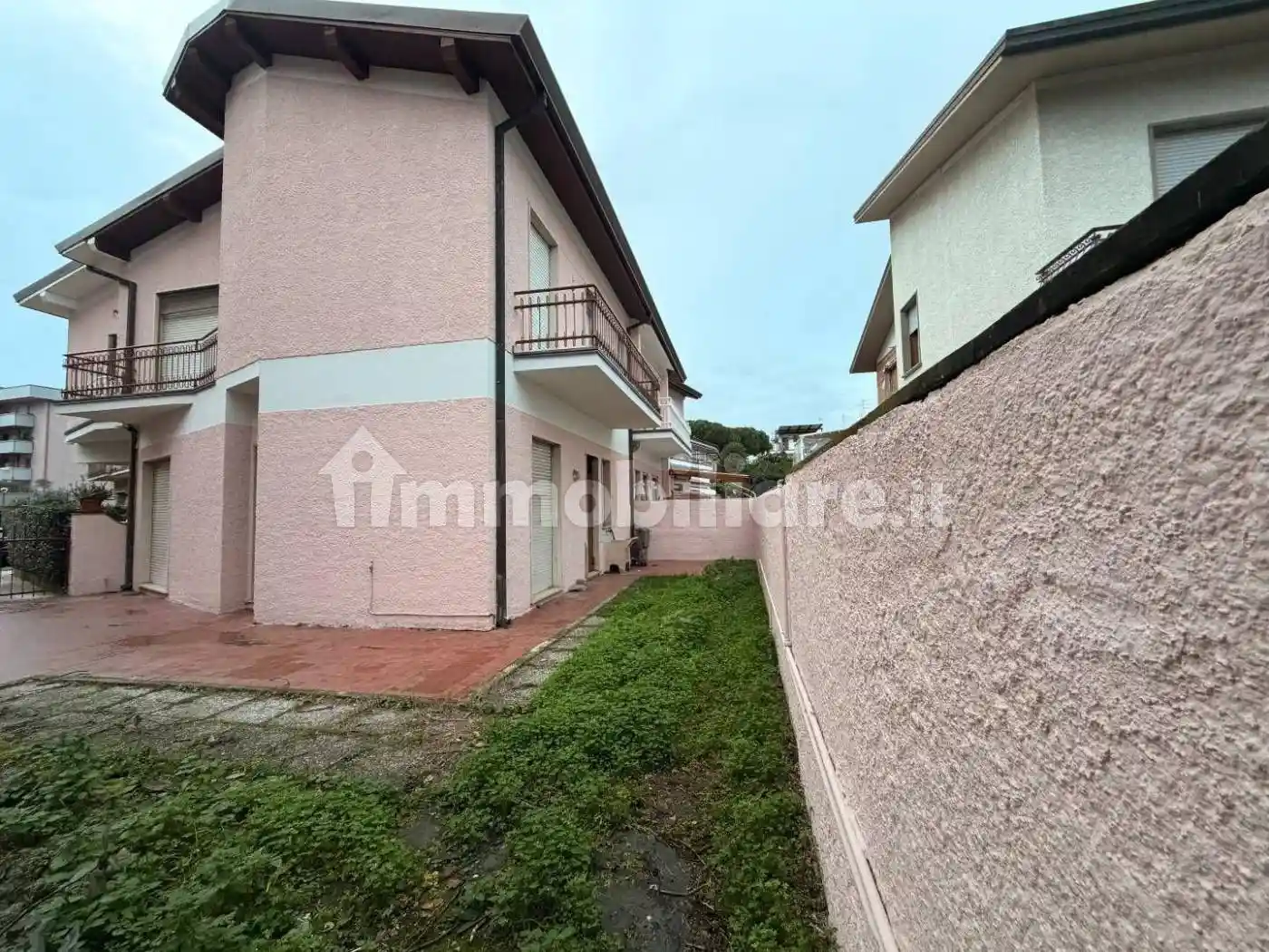 Casa indipendente in vendita a Viareggio