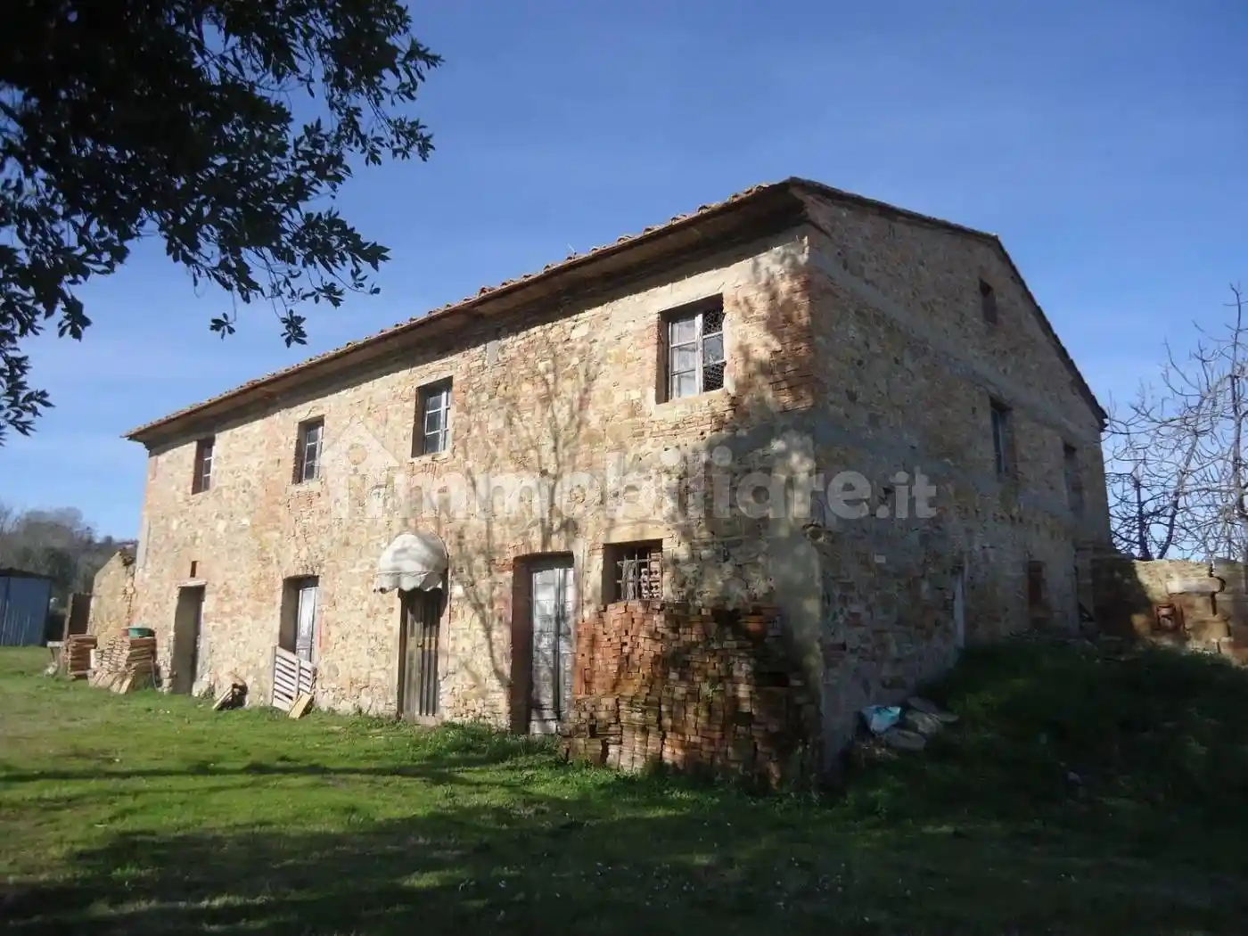 Rustico - Casale in vendita a Gambassi Terme