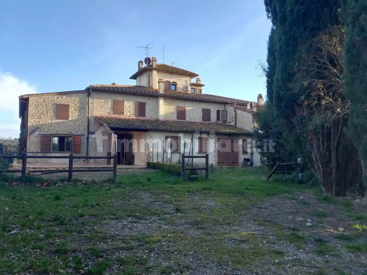 Appartamento in vendita a Gambassi Terme