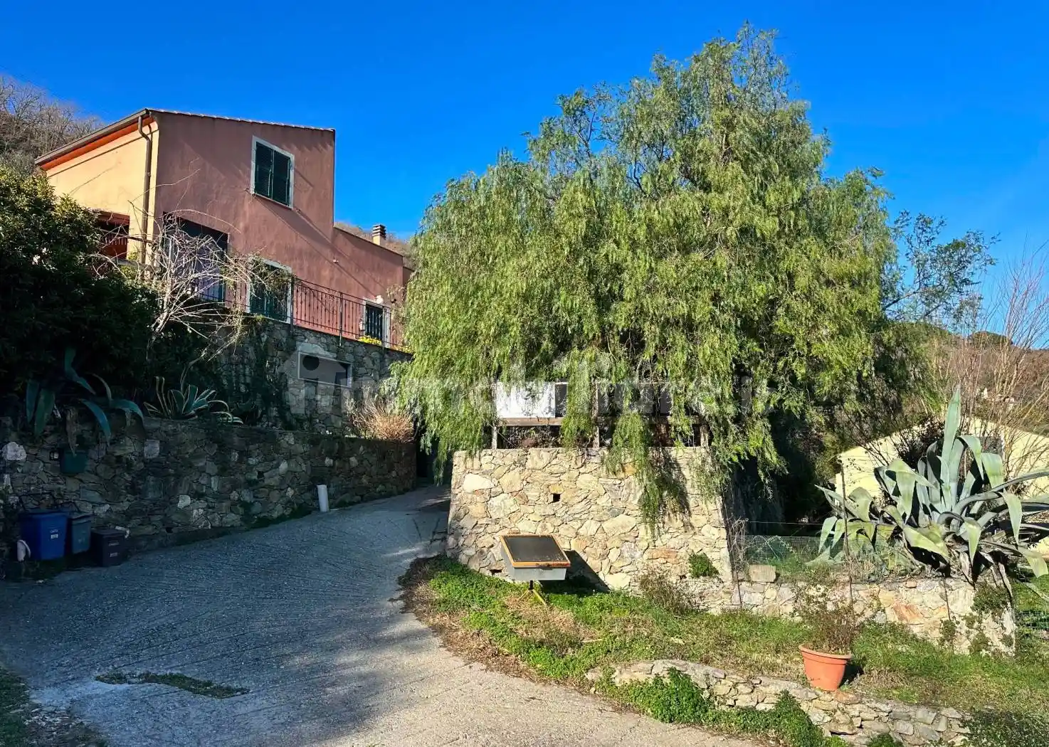Villa in vendita a Finale Ligure
