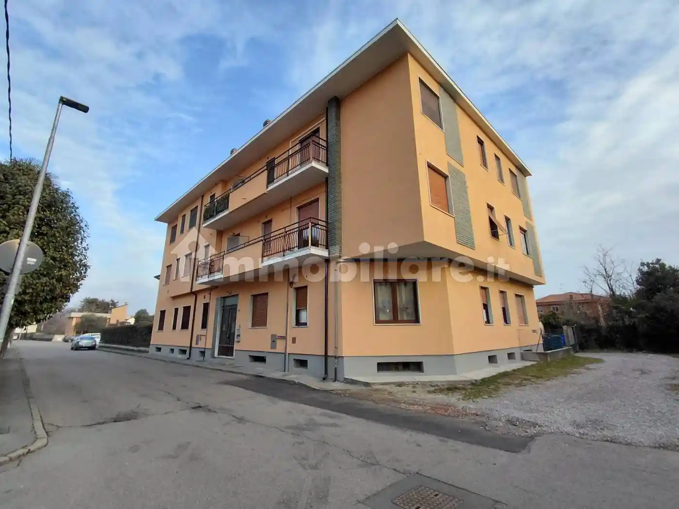 Appartamento in vendita a Rescaldina