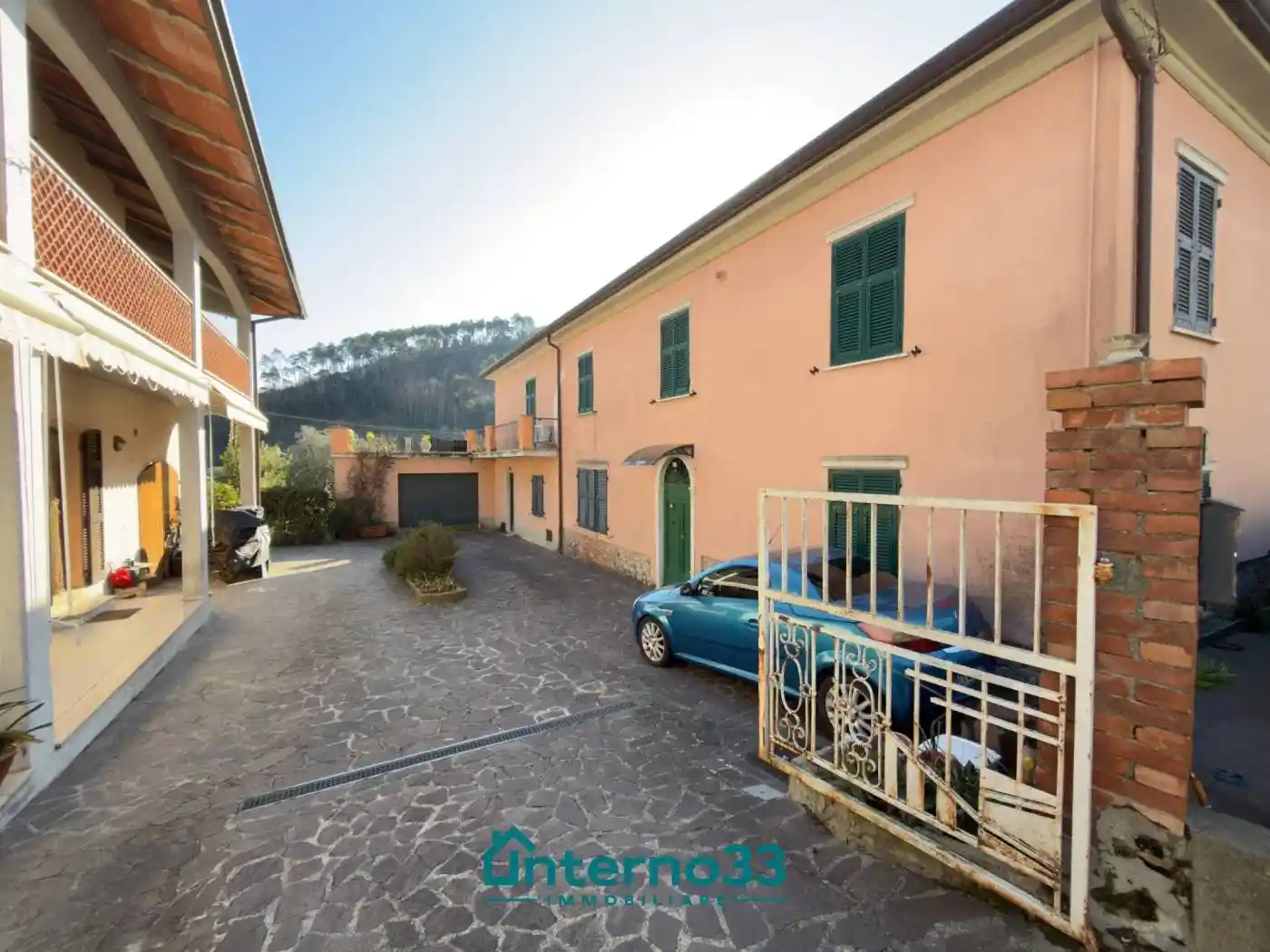 Casa indipendente in vendita a Luni