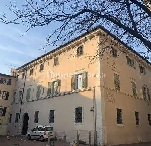 Appartamento in vendita a Rovereto