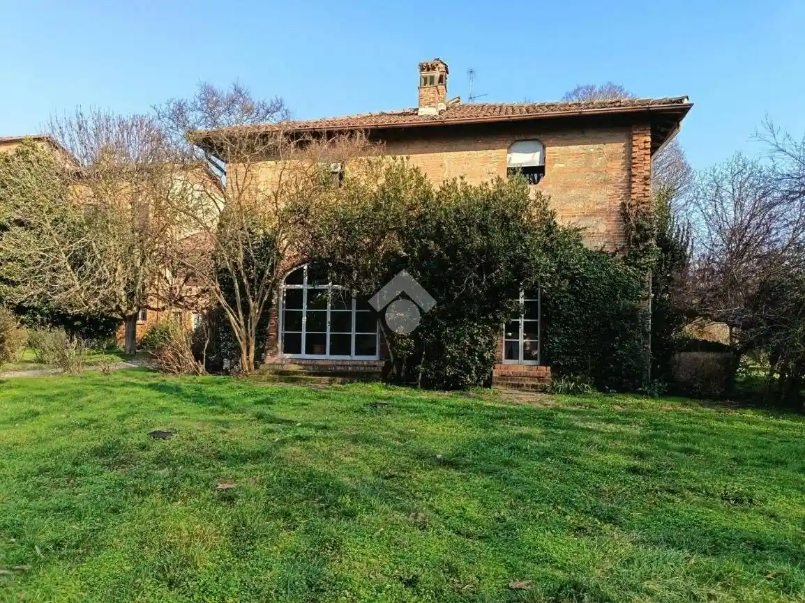 Casa indipendente in affitto a Robecco sul Naviglio