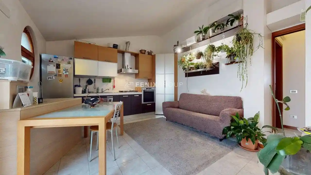 Appartamento in vendita a Locate di Triulzi