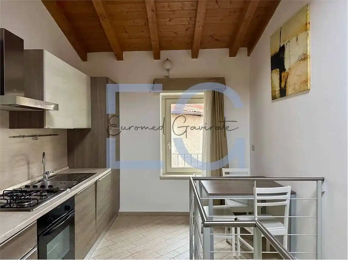 Appartamento in affitto a Gavirate