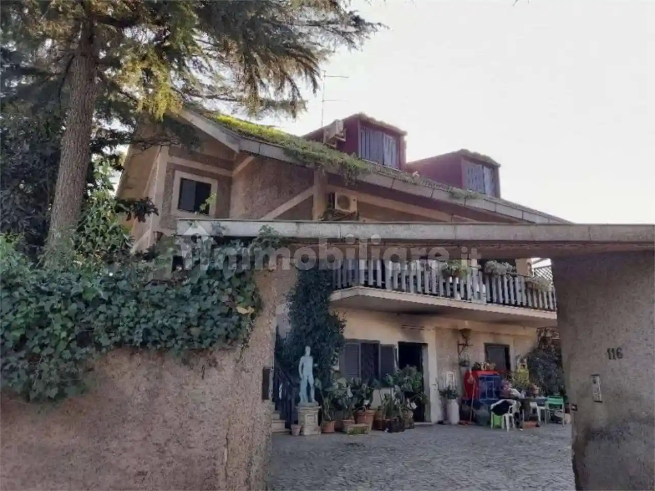 Appartamento in vendita a Roma