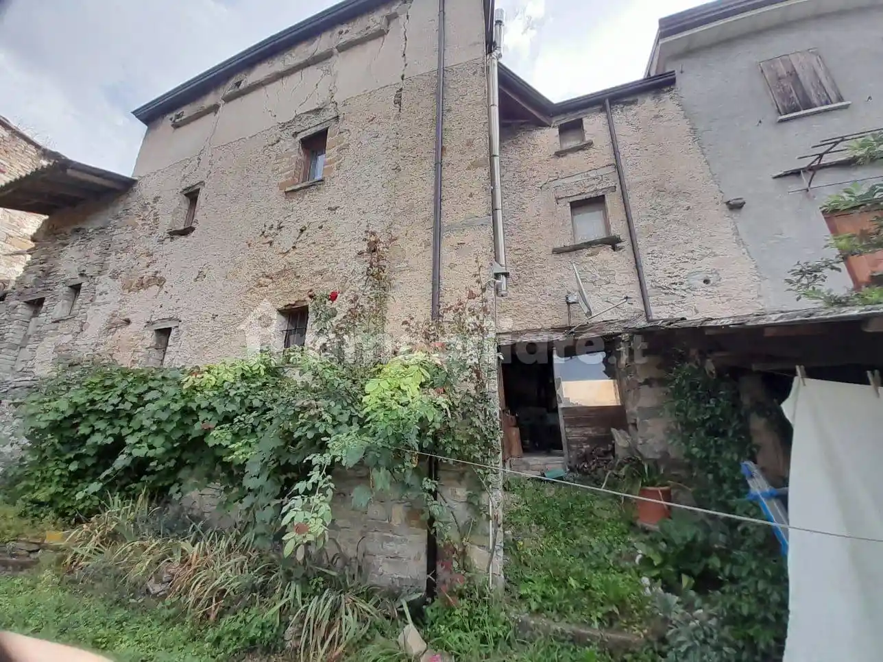 Casa indipendente in vendita a Bettola
