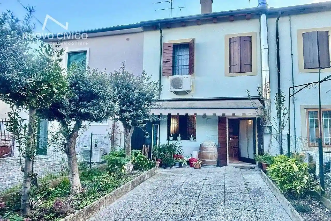 Villetta a schiera - foto 2