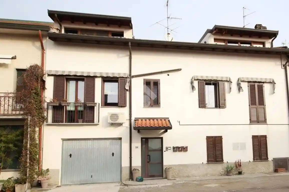 Appartamento in vendita a Cassago Brianza