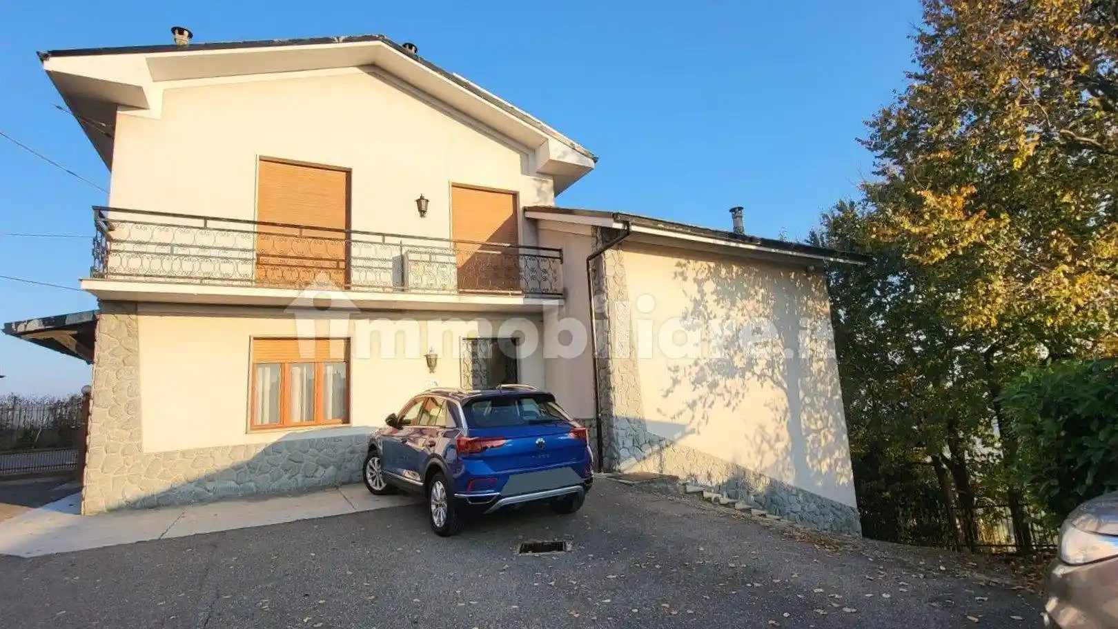 Casa indipendente in vendita a Santo Stefano Roero