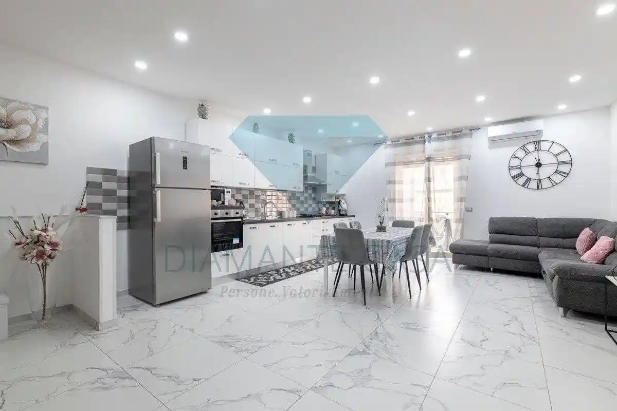 Appartamento in vendita a Gravina di Catania