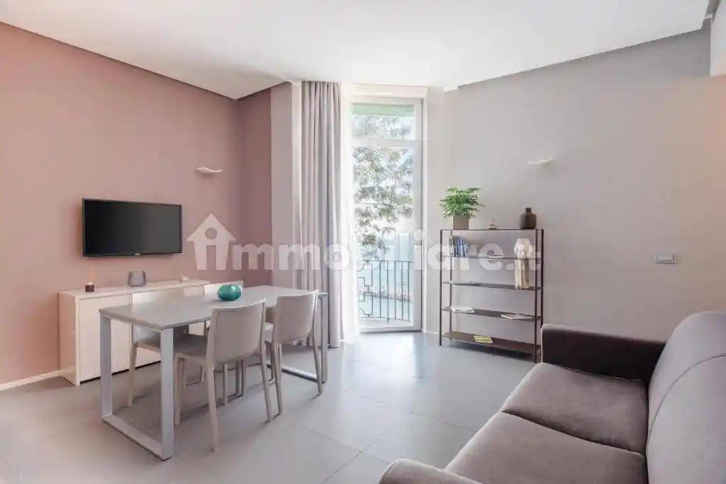 Appartamento in affitto a Napoli