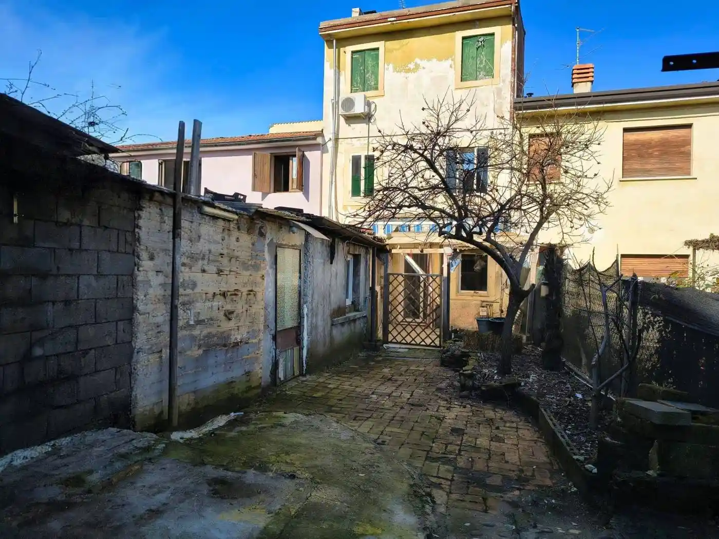 Casa indipendente in vendita a San Giovanni Lupatoto