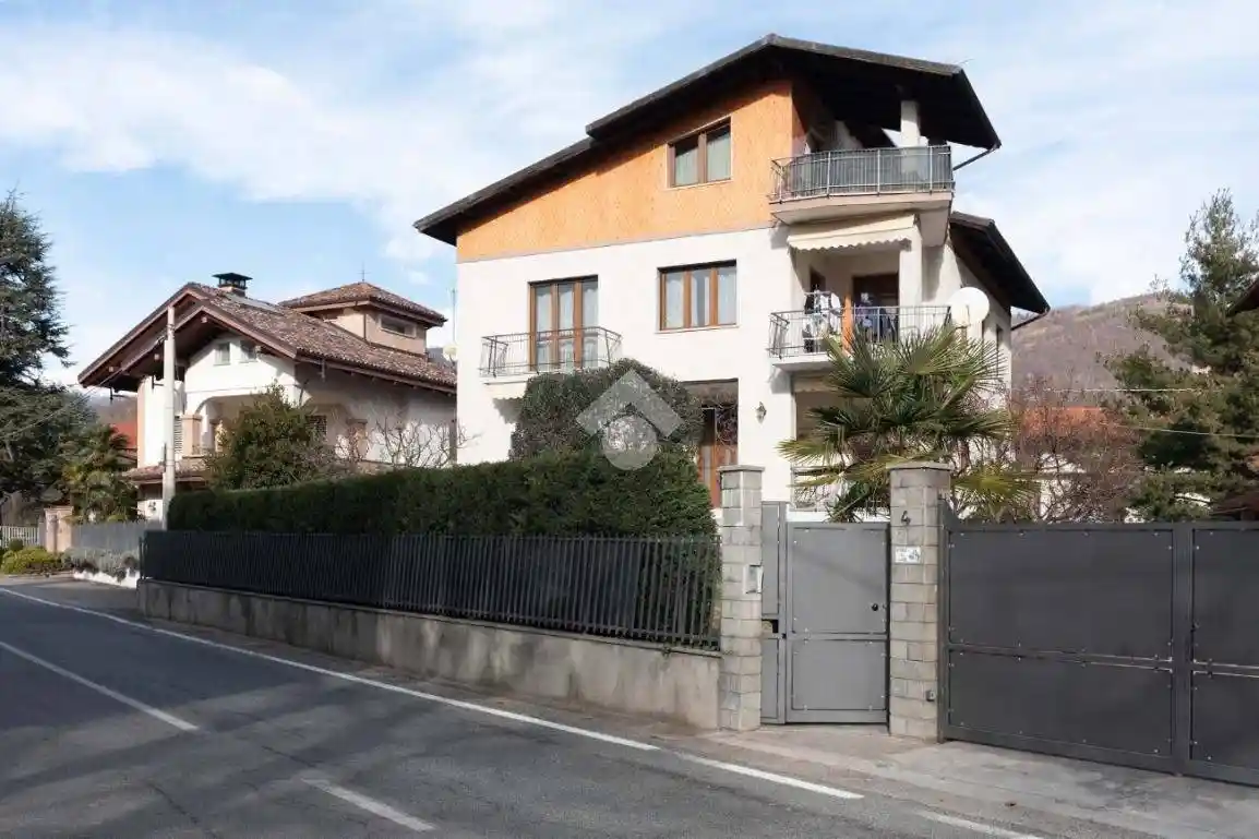 Villa in vendita a Balangero