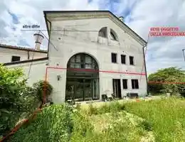 Appartamento in vendita a Paese