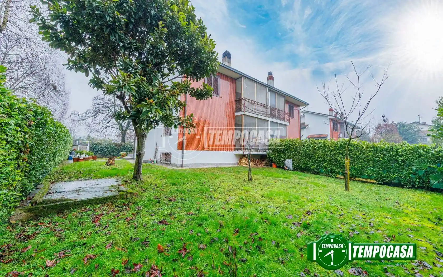 Villa in vendita a Vernate