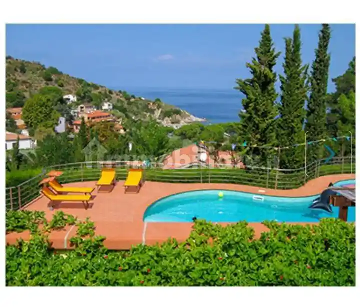 Palazzo - Edificio in vendita a Marciana