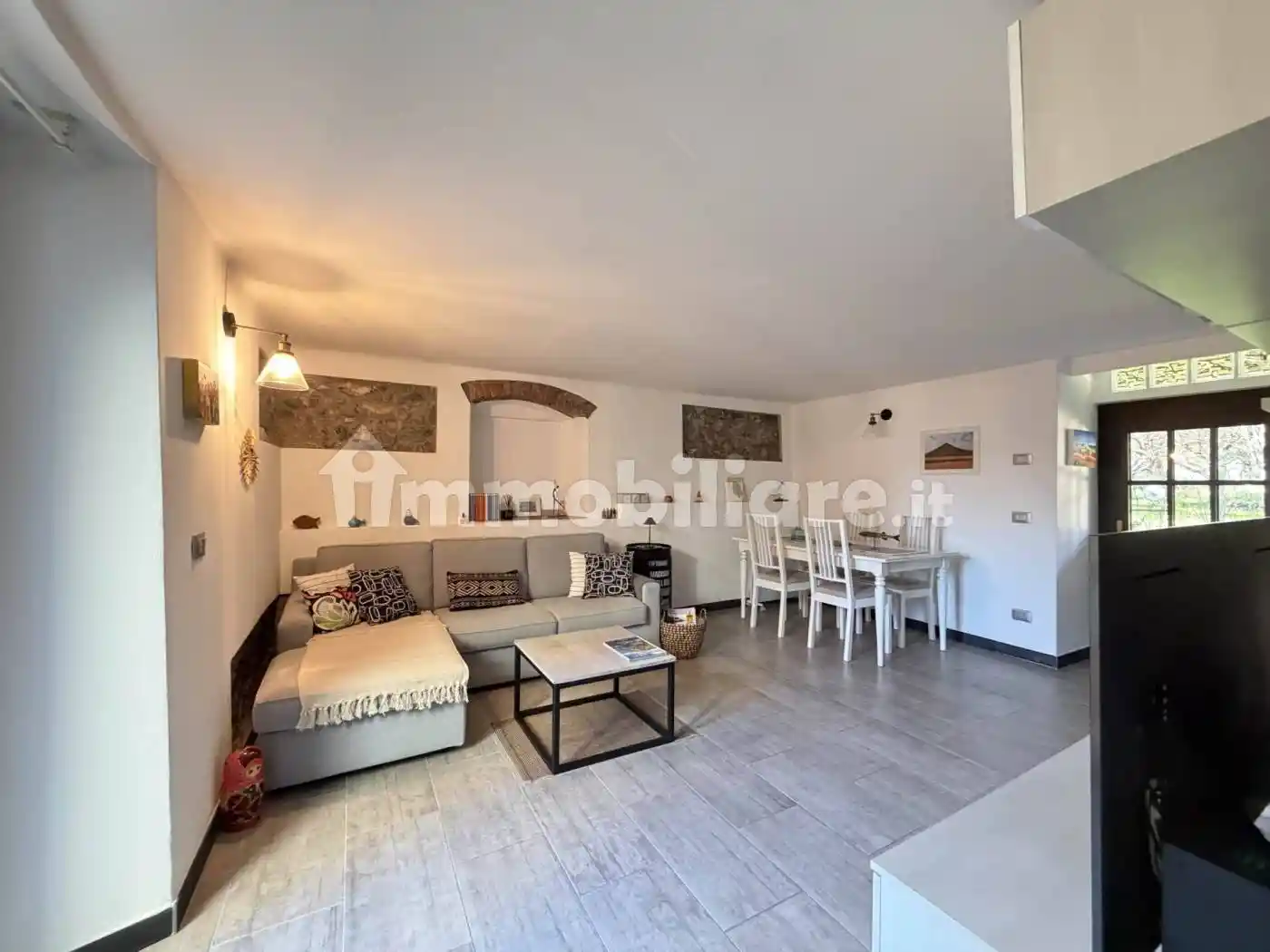 Casa indipendente in vendita a Castelnuovo Magra